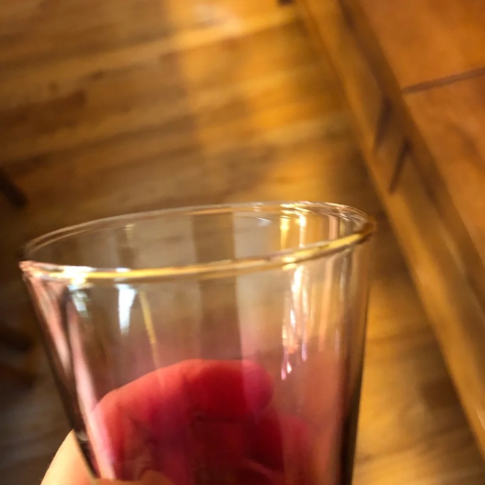 Elegant Ombre Glass Pitcher and Tumbler Set - Picture 6 of 13